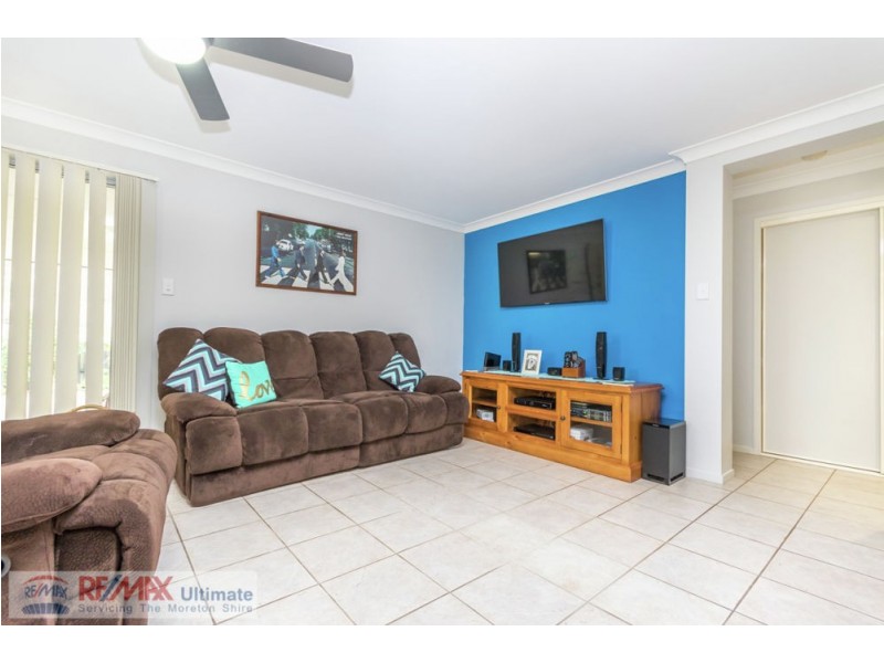 17 Maurice Avenue, Morayfield QLD 4506