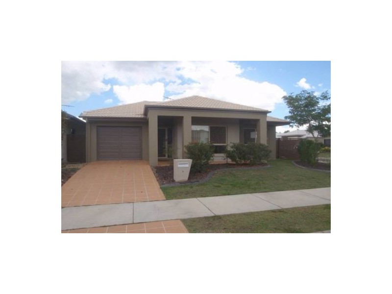 9 Freeman Street, North Lakes QLD 4509