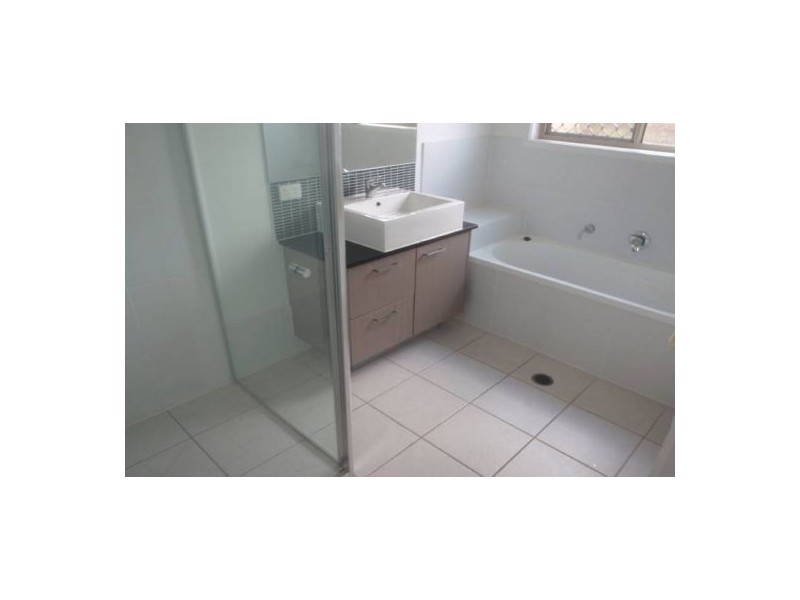 9 Freeman Street, North Lakes QLD 4509