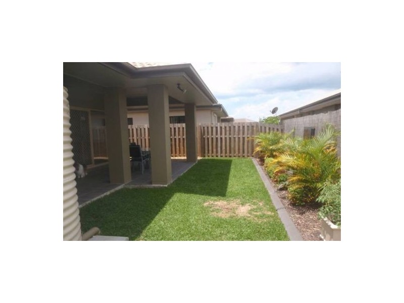 9 Freeman Street, North Lakes QLD 4509