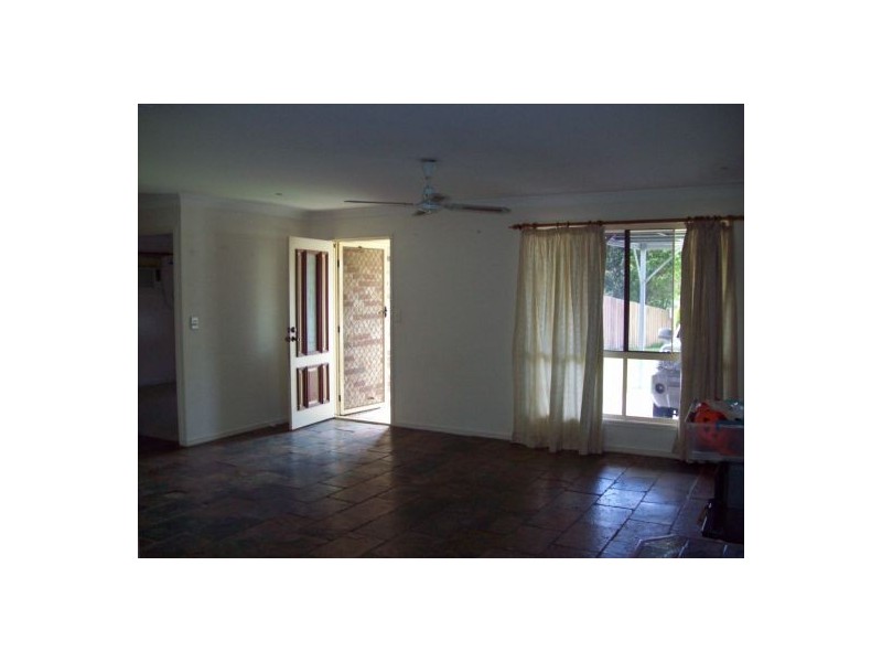 8 Waterlilly Court, Caboolture QLD 4510