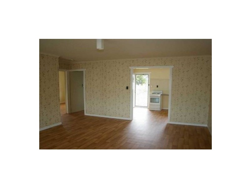 1/81 Biggs Ave, Beachmere QLD 4510