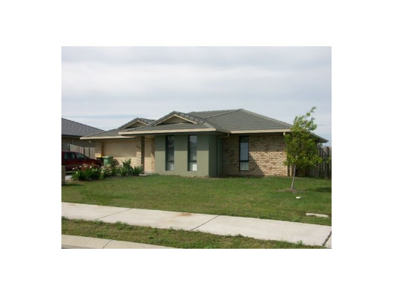 19 Lomandra Drive, Morayfield QLD 4506