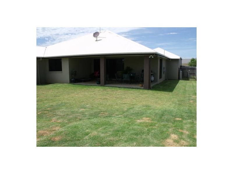 12 Cutler St, Caboolture QLD 4510