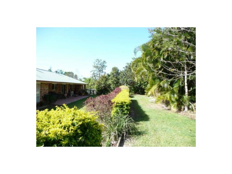 11 Melmor Drive, Elimbah QLD 4516