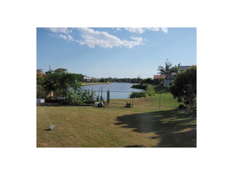 20/56 Biggs Ave, Beachmere QLD 4510