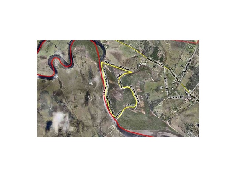 555 Beachmere Road, Beachmere QLD 4510