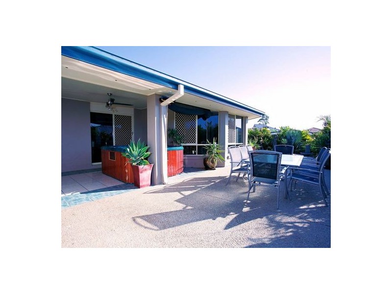 4 Como Court, Narangba QLD 4504