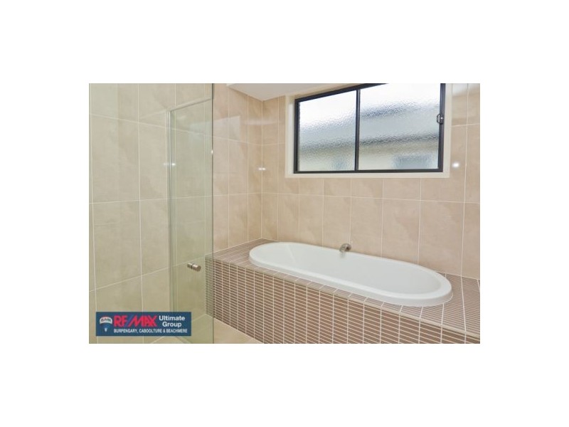 17 Blueberry St, Banksia Beach QLD 4507