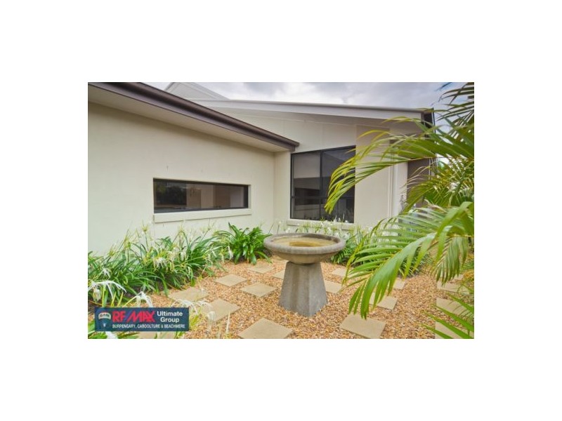 17 Blueberry St, Banksia Beach QLD 4507