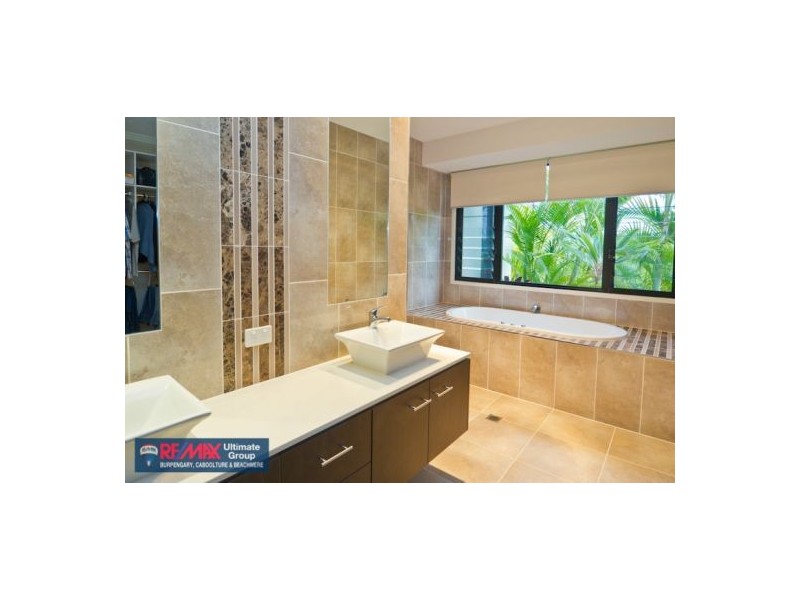 17 Blueberry St, Banksia Beach QLD 4507