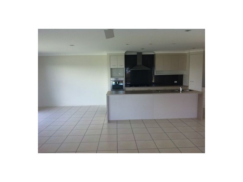 62 Wedgetail Circuit, Narangba QLD 4504