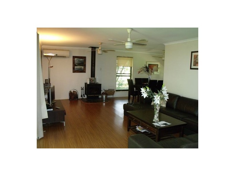 6 Lund Road, Burpengary QLD 4505