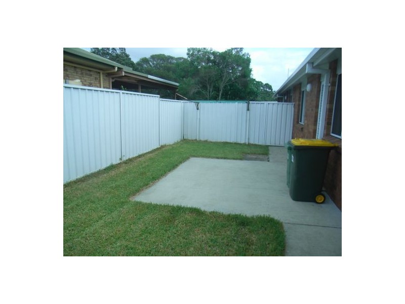 Unit 1 / 126 Bishop Road, Beachmere QLD 4510