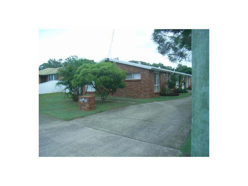 Unit 1 / 126 Bishop Road, Beachmere QLD 4510