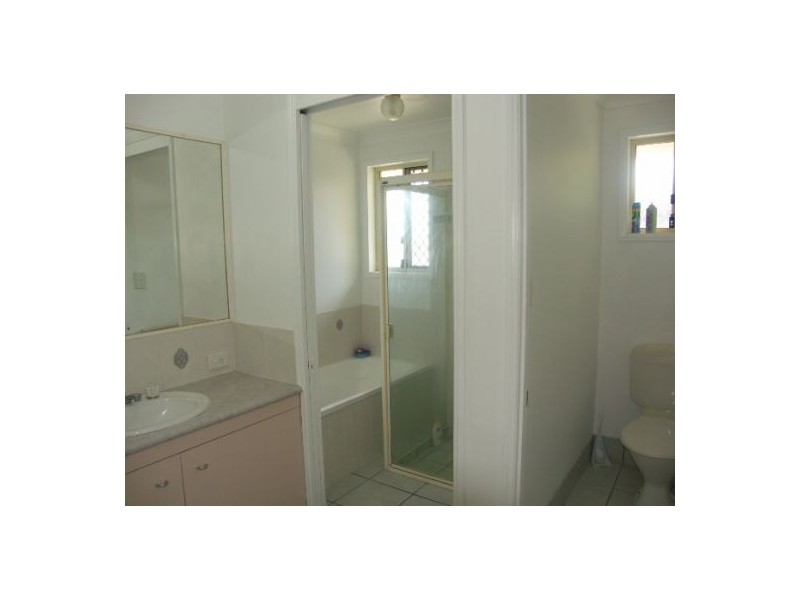 86 COACH RD WEST, Morayfield QLD 4506