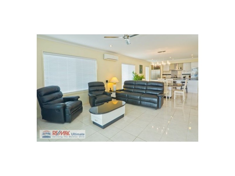 6 Robusta Court, Banksia Beach QLD 4507