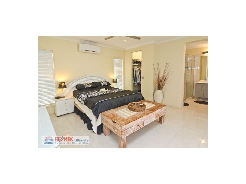 6 Robusta Court, Banksia Beach QLD 4507