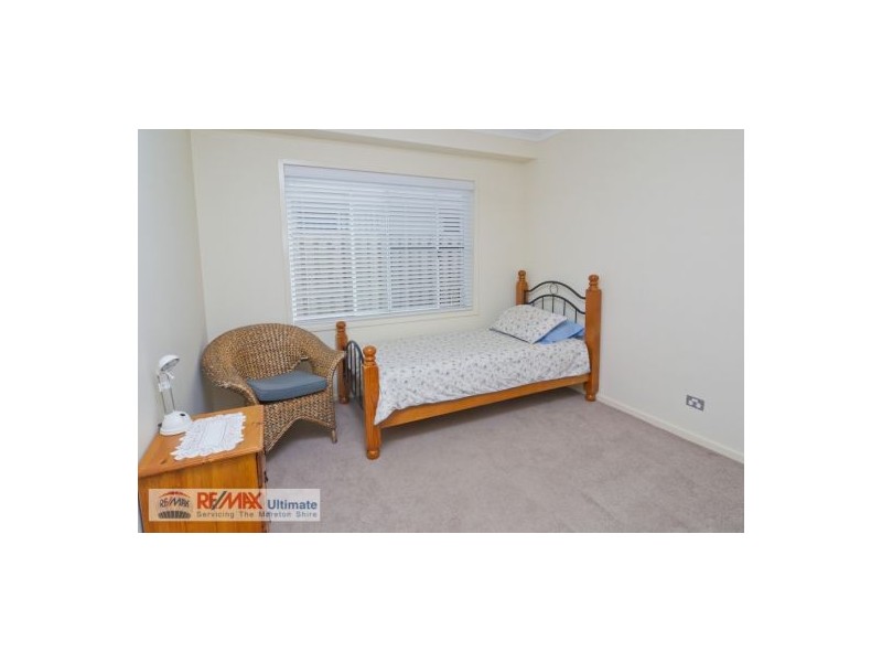 6 Robusta Court, Banksia Beach QLD 4507