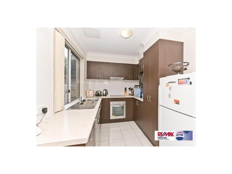 8/2 Station Road, Burpengary QLD 4505