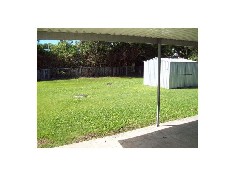 127 Bishop Road, Beachmere QLD 4510