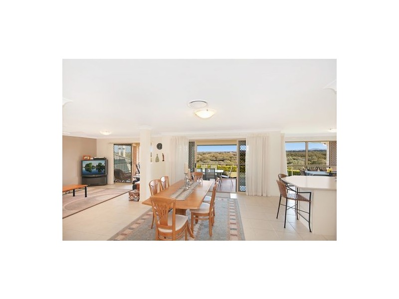 14 Avonlea St, Murrumba Downs QLD 4503