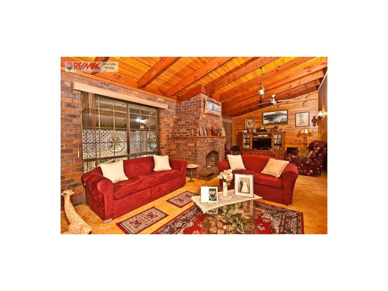 8 Aylward Rd, Ningi QLD 4511