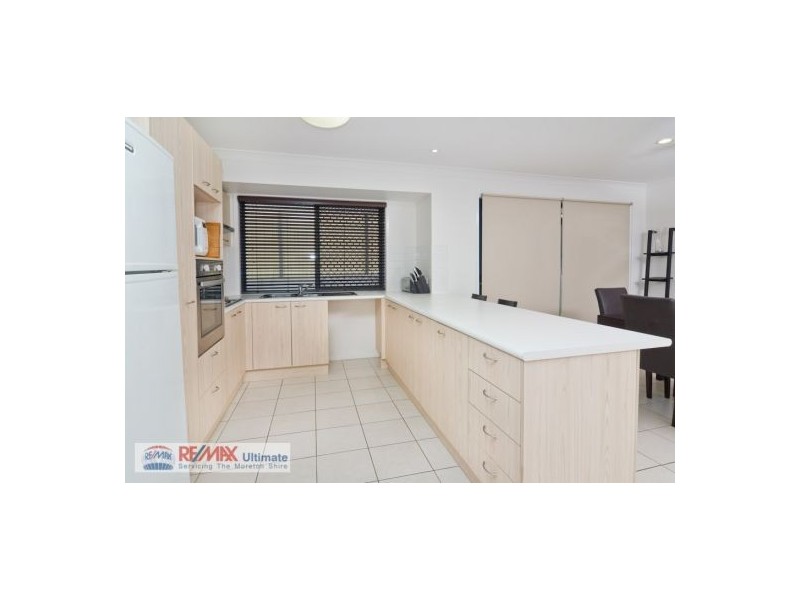 27 Hollywood Avenue, Bellmere QLD 4510