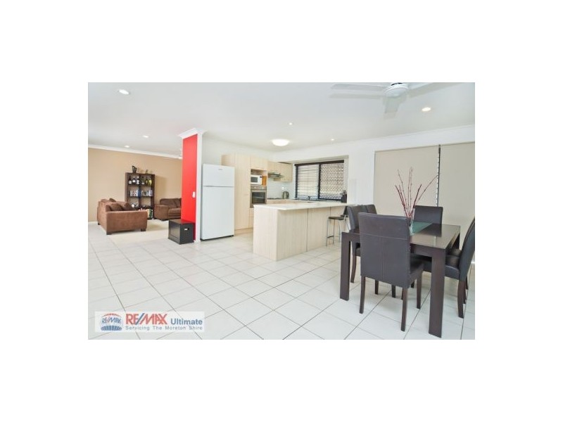 27 Hollywood Avenue, Bellmere QLD 4510