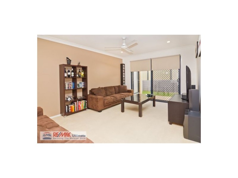 27 Hollywood Avenue, Bellmere QLD 4510