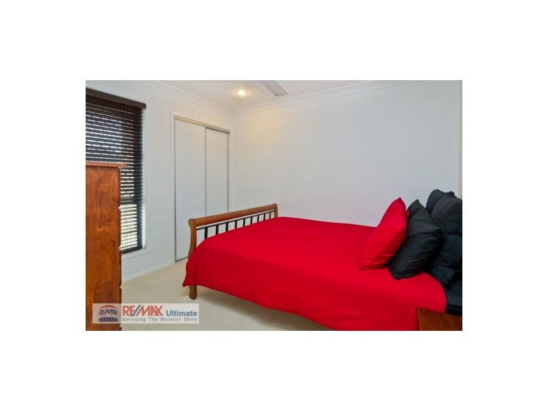 27 Hollywood Avenue, Bellmere QLD 4510