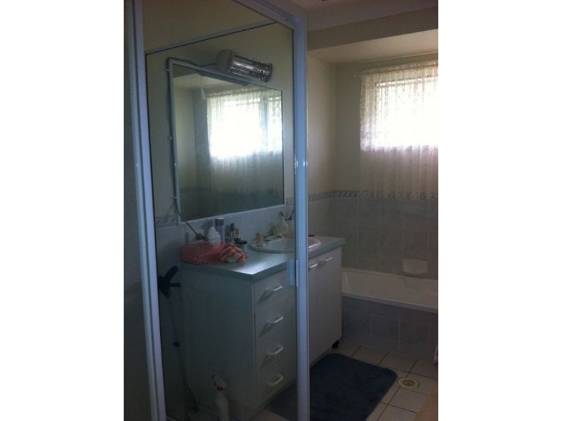 Unit 1, 35 Livermore St, Redcliffe QLD 4020