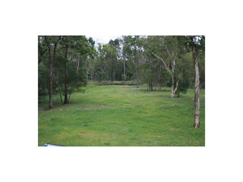 312 Petersen  Road, Morayfield QLD 4506