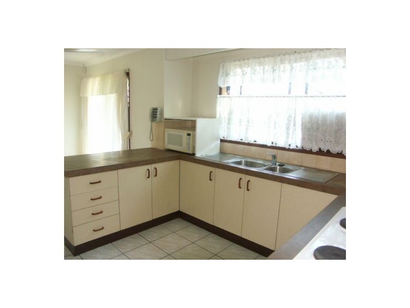 4 Constantia Drive, Petrie QLD 4502