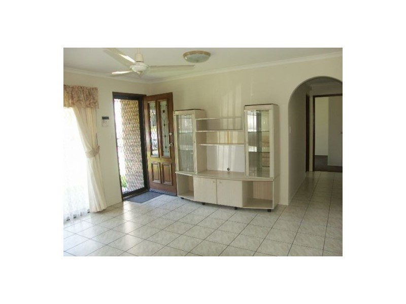 4 Constantia Drive, Petrie QLD 4502