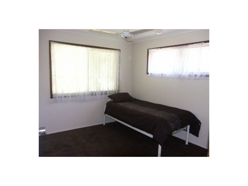 4 Constantia Drive, Petrie QLD 4502