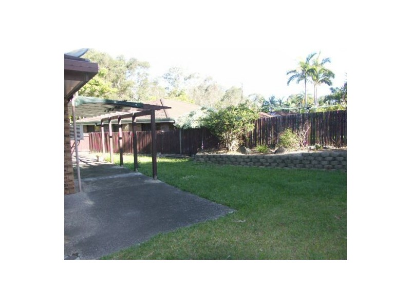4 Constantia Drive, Petrie QLD 4502