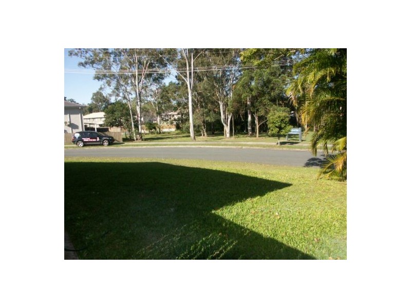 4 Constantia Drive, Petrie QLD 4502