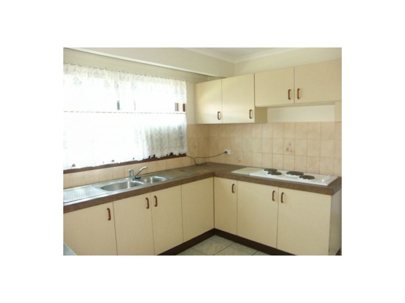 4 Constantia Drive, Petrie QLD 4502