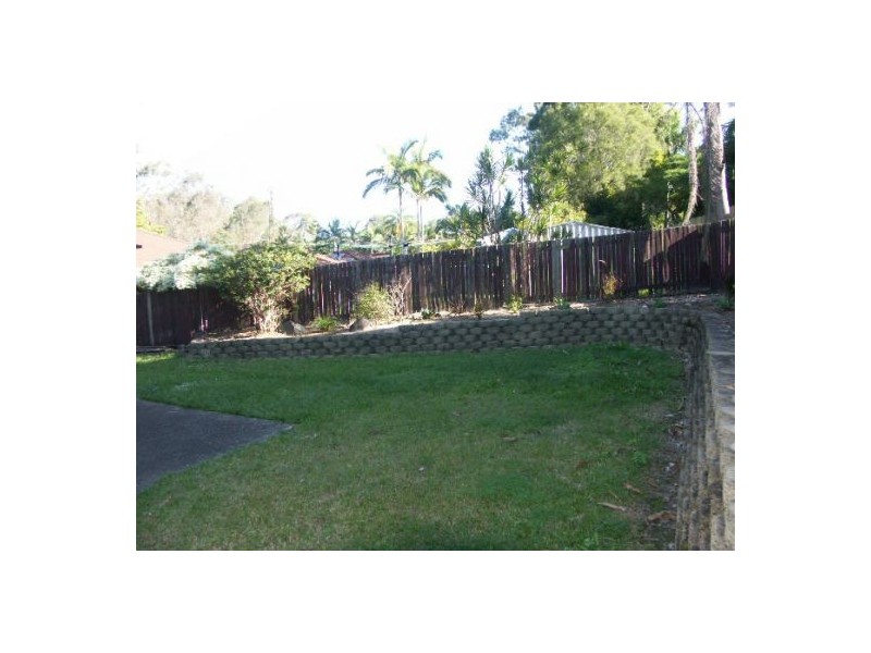 4 Constantia Drive, Petrie QLD 4502