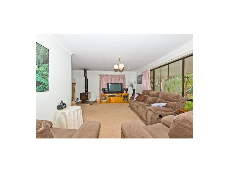 126 W Lindsay Road, Wamuran QLD 4512