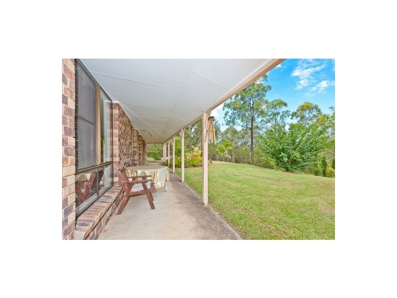 126 W Lindsay Road, Wamuran QLD 4512