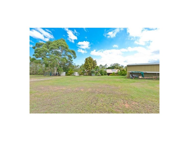 126 W Lindsay Road, Wamuran QLD 4512