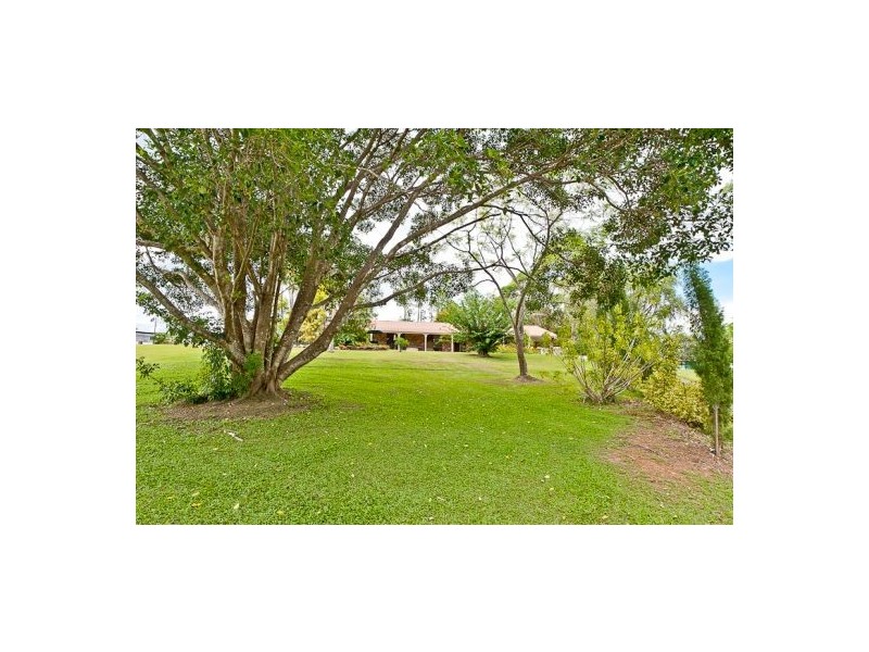 126 W Lindsay Road, Wamuran QLD 4512