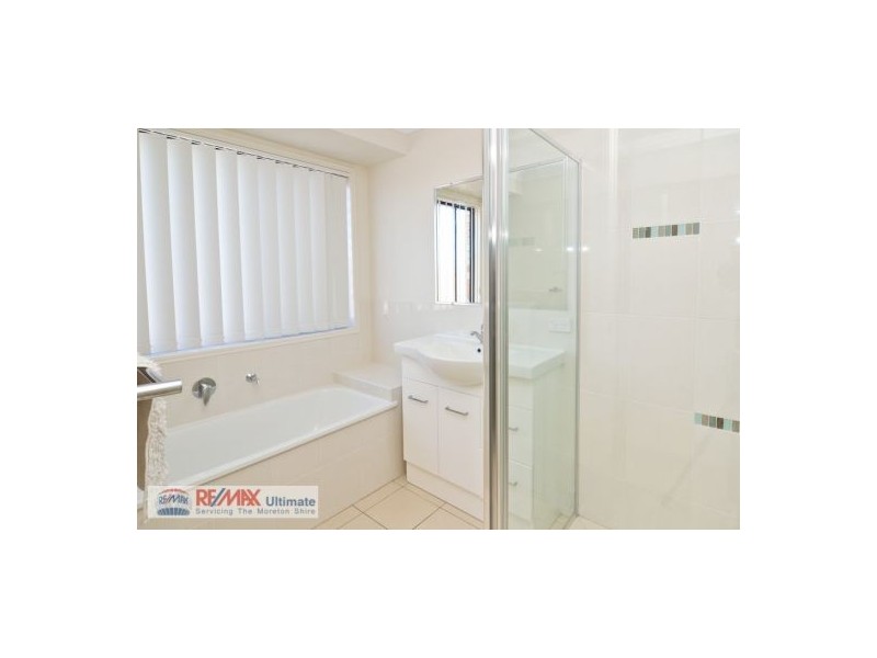 37 Severn Crescent, North Lakes QLD 4509