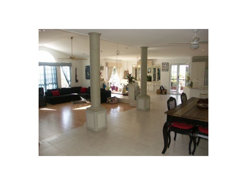 41 Melmor Crt, Elimbah QLD 4516