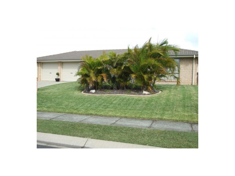 7 Burns Parade, Kallangur QLD 4503