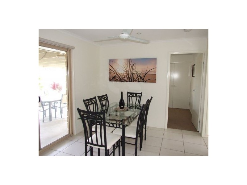 7 Burns Parade, Kallangur QLD 4503