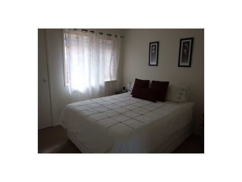 7 Burns Parade, Kallangur QLD 4503