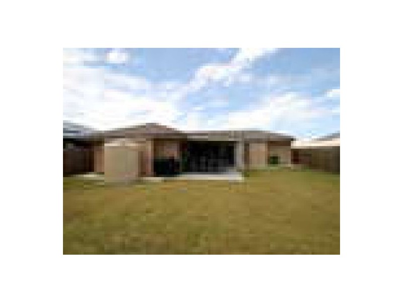 7 Burns Parade, Kallangur QLD 4503